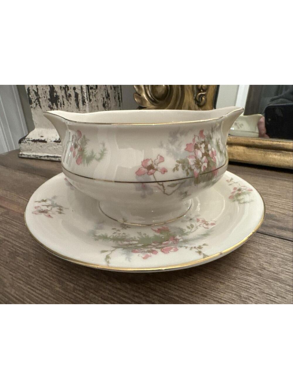 Theodore Haviland New York Apple Blossom Gravy Bowl w/ Attached Underplate